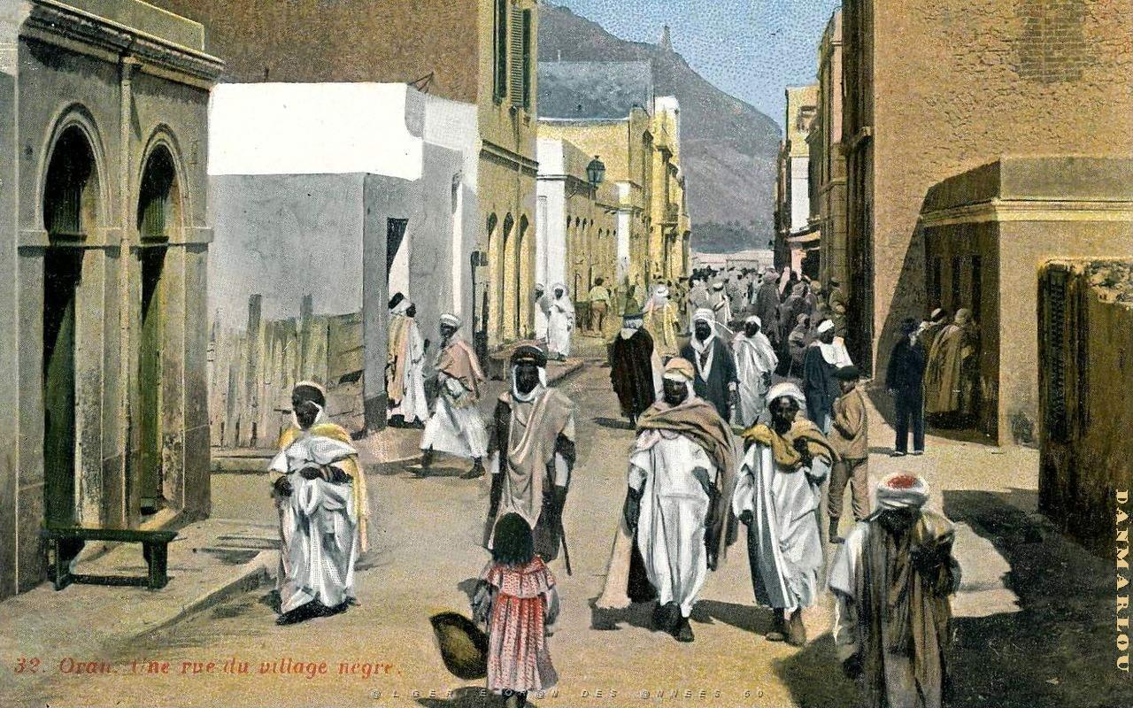 CA a- 175- Village negre.jpg